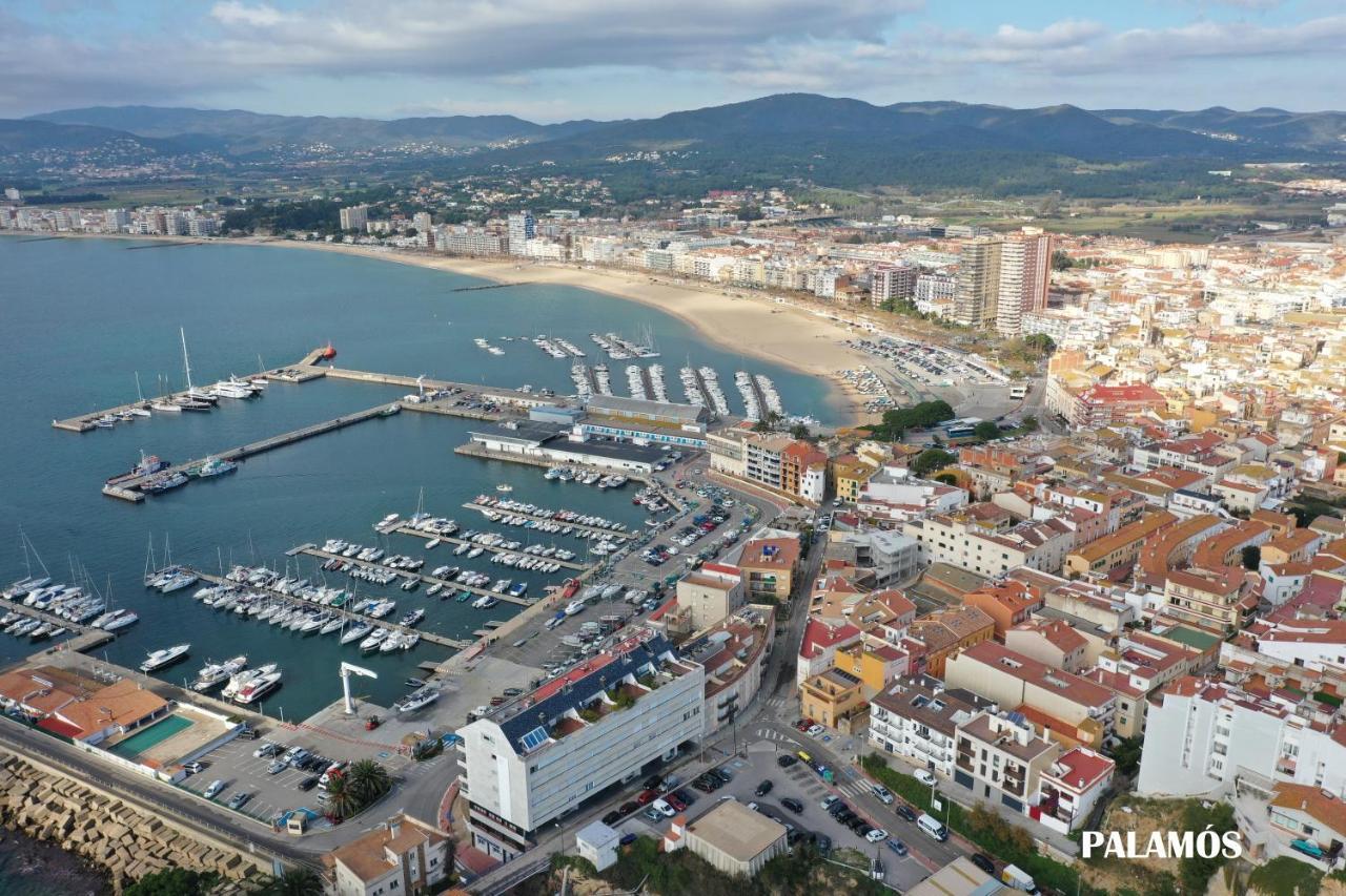 Espectacular Apartament A Palamos Centre! Amb Wifi Ngoại thất bức ảnh